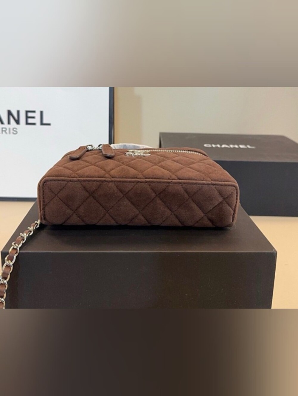 Chanel VIP Bag - Picture 3 of 7
